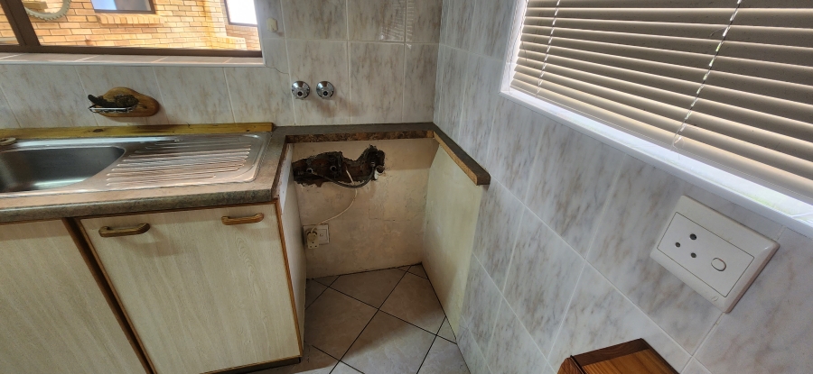 5 Bedroom Property for Sale in Dana Bay Western Cape